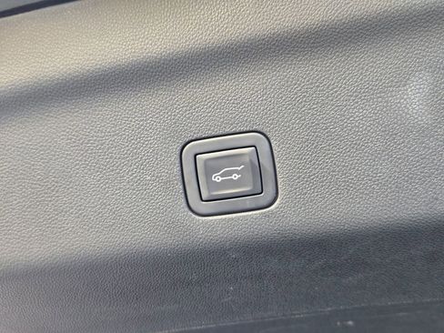 Used 2024 Cadillac Escalade ESV Sport Platinum image 36