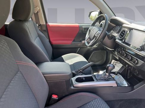 Used 2023 Toyota Tacoma SR5 AWD/4WD image 17