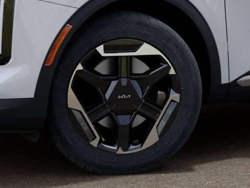 New 2026 Kia Sportage S AWD/4WD image 9