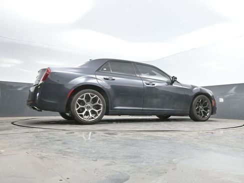 Used 2018 Chrysler 300 S w/ 300S Premium Group image 36