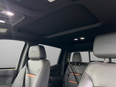 Used 2022 GMC Sierra 1500 AT4 image 41