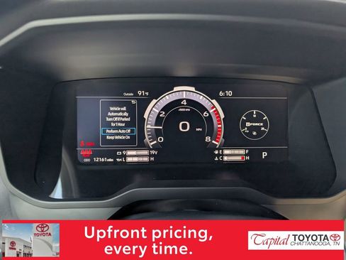 Used 2025 Toyota Tundra Platinum AWD/4WD image 17