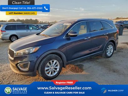 Used 2017 Kia Sorento LX w/ LX V6 Convenience Package