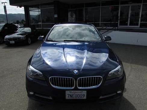 Used 2015 BMW 528i Sedan RWD image 2