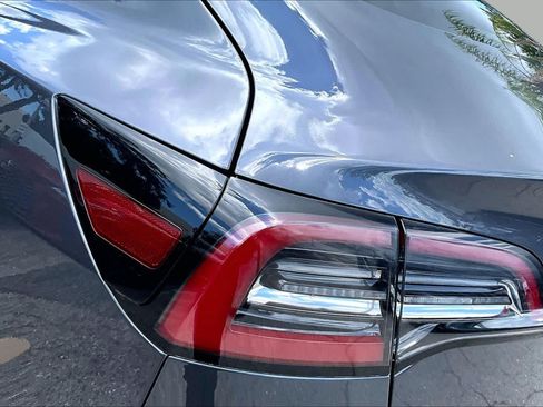 Used 2023 Tesla Model 3 Standard Range RWD image 27