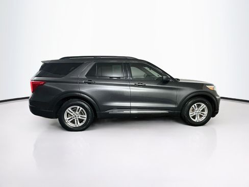Used 2020 Ford Explorer XLT w/ Equipment Group 202A RWD image 10
