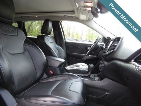 Used 2022 Jeep Cherokee Limited AWD/4WD image 13