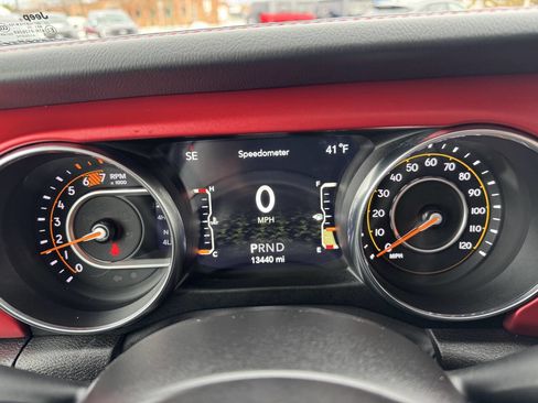 Used 2023 Jeep Wrangler Unlimited Rubicon w/ LED Lighting Group image 17