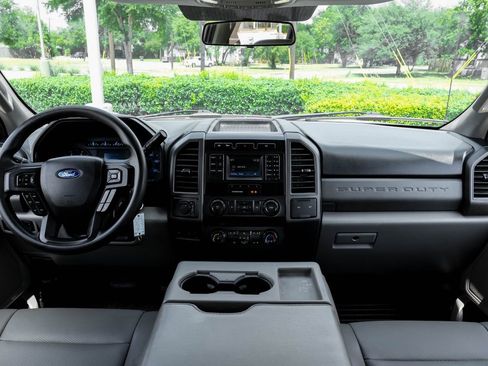 Used 2019 Ford F350 XL w/ Power Equipment Group image 14