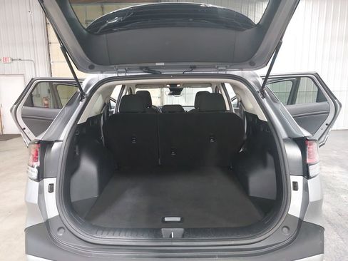 Used 2025 Kia Sportage LX image 12