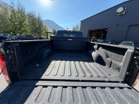 Used 2018 RAM 3500 Big Horn w/ Sport Appearance Group AWD/4WD image 20