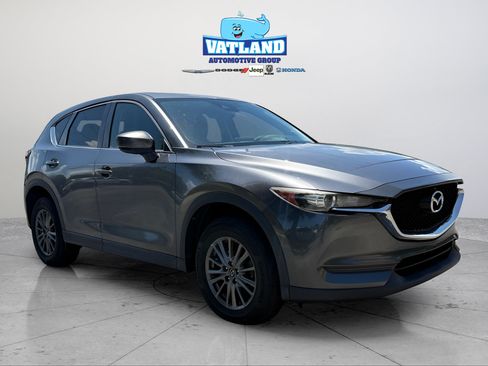 Used 2017 MAZDA CX-5 Touring w/ Preferred Equipment Package FWD image 7