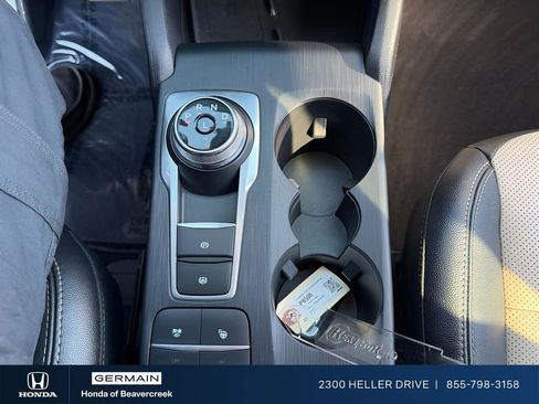 Used 2022 Ford Escape Titanium w/ Titanium Elite Package AWD/4WD image 18