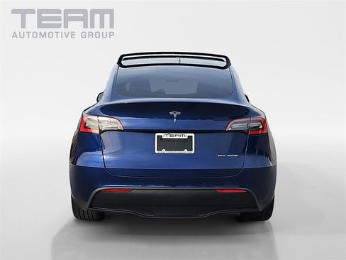 Used 2020 Tesla Model Y Long Range image 6