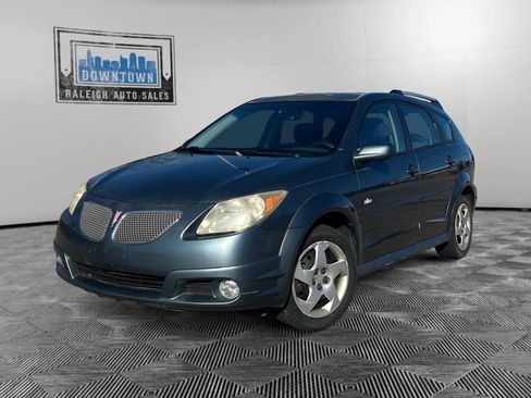 Used 2006 Pontiac Vibe w/ Security Package image 2