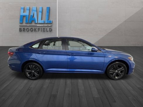Used 2022 Volkswagen Jetta SE image 8