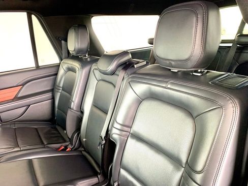 Used 2024 Lincoln Navigator L 4WD image 21