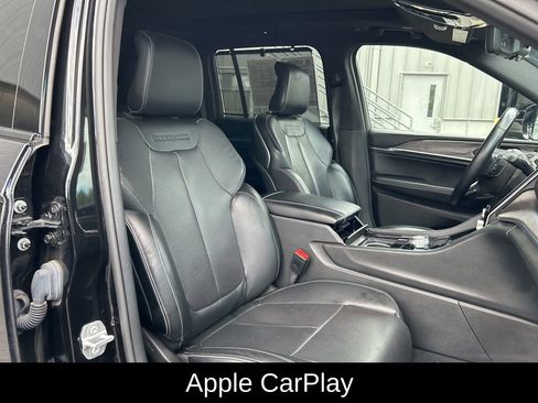 Certified 2022 Jeep Grand Cherokee Overland w/ Luxury Tech Group IV image 45