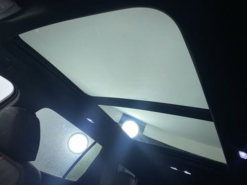 New 2026 Chevrolet Traverse RS w/ LPO, Floor Liner Package image 11