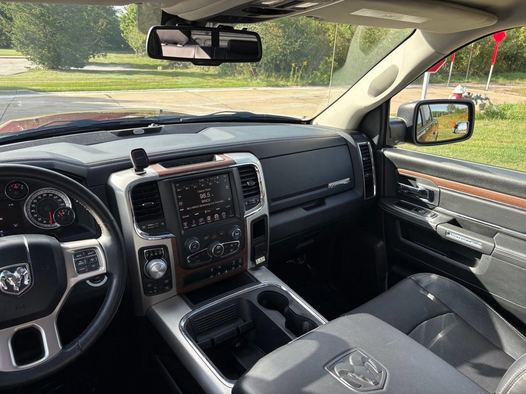 Used 2016 RAM 1500 Laramie w/ Convenience Group AWD/4WD image 51