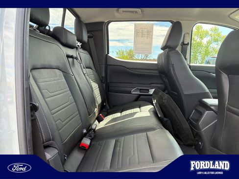Used 2024 Ford Ranger Lariat w/ FX4 Off-Road Package AWD/4WD image 18