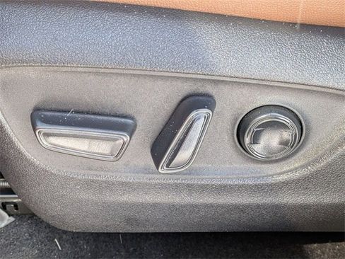 Used 2025 Toyota Grand Highlander Platinum image 12