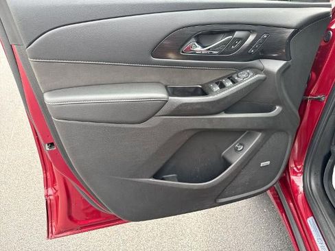 Certified 2020 Chevrolet Traverse High Country w/ LPO, Floor Liner Package image 23