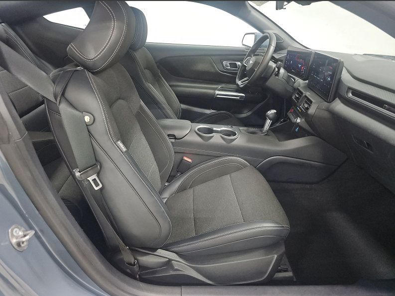 Used 2024 Ford Mustang Coupe RWD image 12