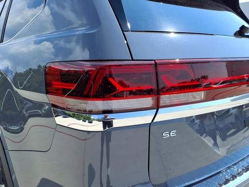 New 2026 Volkswagen Atlas SE FWD image 6