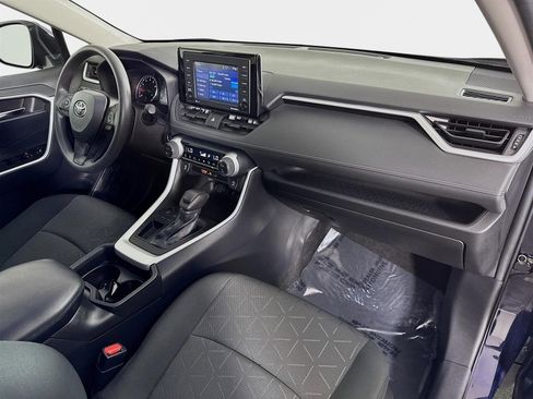 Used 2021 Toyota RAV4 XLE image 28