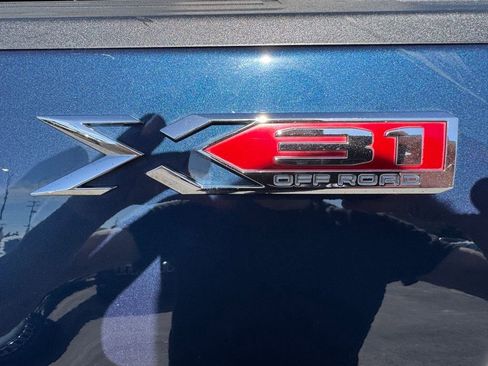 Used 2022 GMC Sierra 2500 SLE w/ X31 Off-Road Package image 20