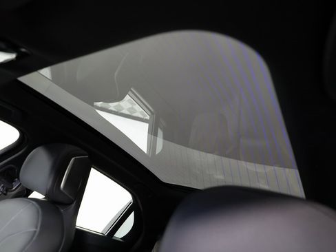 Used 2023 BMW i7 xDrive60 image 44