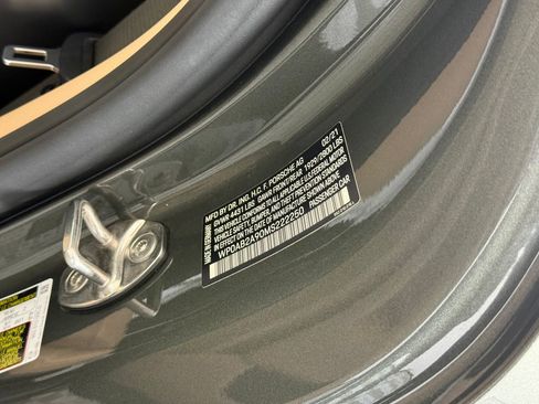 Certified 2021 Porsche 911 Carrera 4S image 23