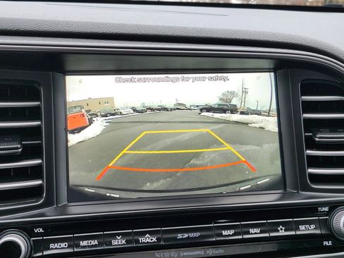 Used 2019 Hyundai Elantra Limited w/ Ultimate Package 02 image 23