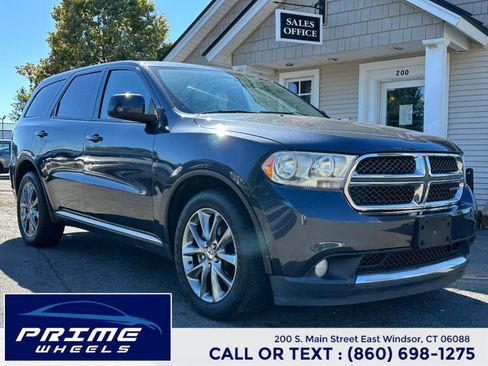 Used 2013 Dodge Durango SXT image 1