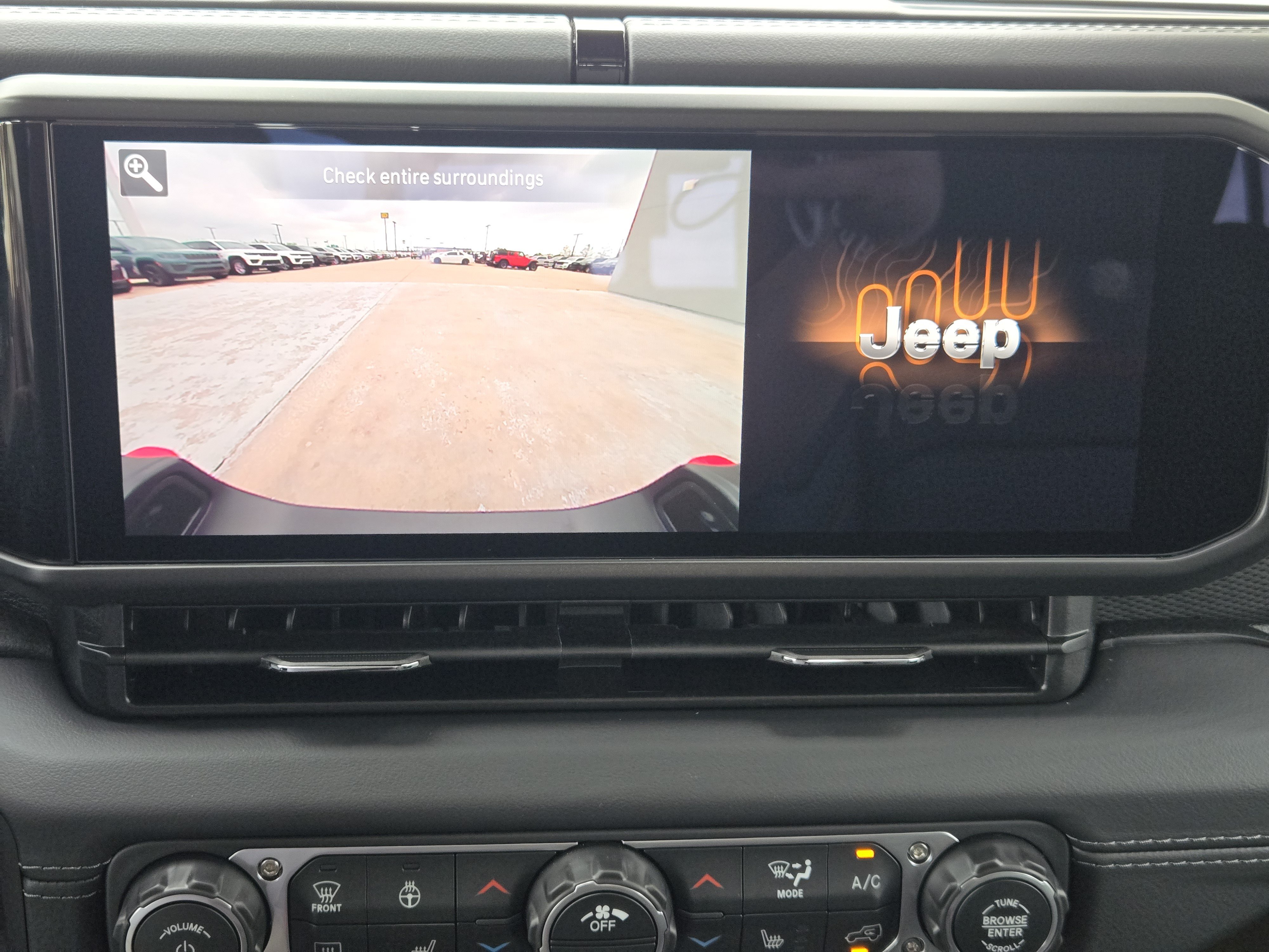 New 2026 Jeep Gladiator Rubicon w/ Steel Power Dome Hood Package AWD/4WD image 15