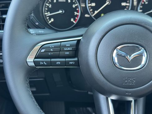 Used 2025 MAZDA MAZDA3 s image 18