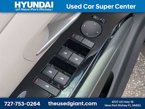 New 2026 Hyundai Tucson Limited image 18