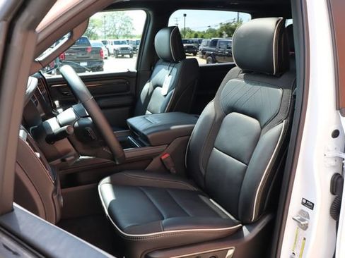 Used 2026 RAM 1500 Limited w/ Night Edition AWD/4WD image 17