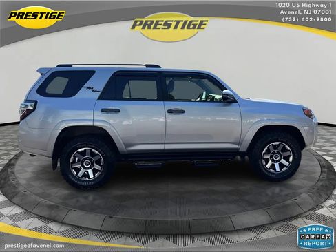 Used 2021 Toyota 4Runner TRD Off-Road Premium w/ Moonroof Package AWD/4WD image 4