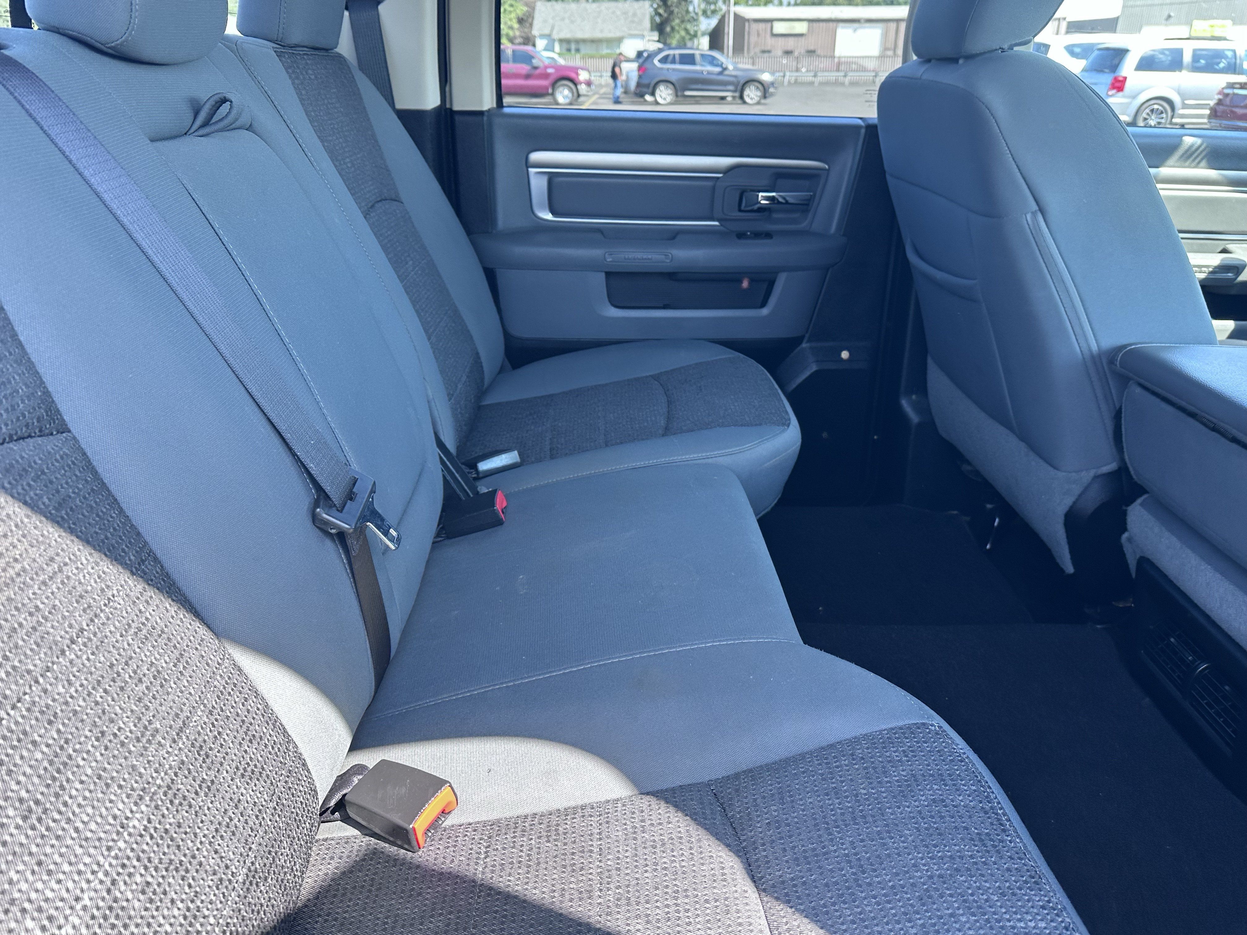 Used 2015 RAM 1500 Big Horn AWD/4WD image 19