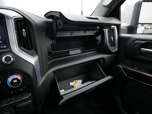 Used 2022 GMC Sierra 3500 SLE w/ SLE Convenience Package image 35