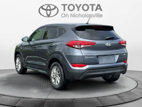 Used 2018 Hyundai Tucson SE AWD/4WD image 4