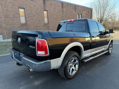 Used 2014 RAM 1500 Laramie w/ Convenience Group image 3