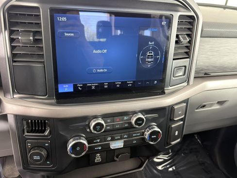 Used 2025 Ford F150 XLT w/ Equipment Group 301A Standard AWD/4WD image 17