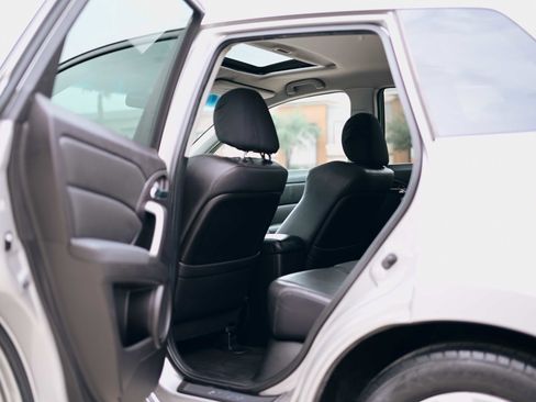 Used 2011 Acura RDX SH-AWD image 12