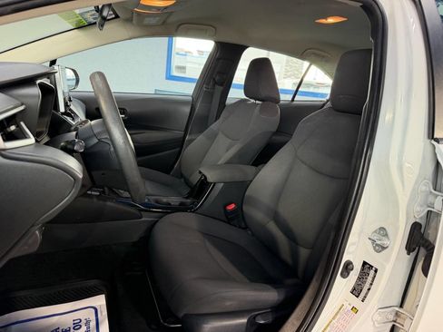 Used 2020 Toyota Corolla LE image 13