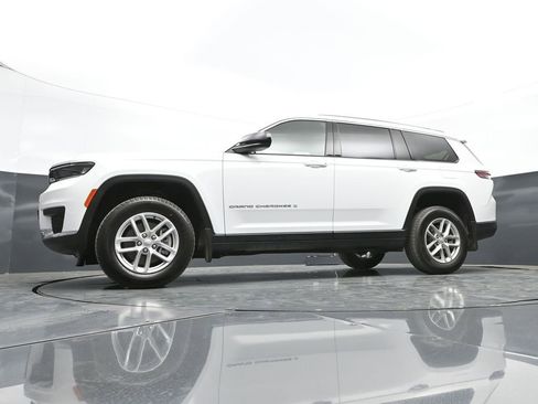 New 2026 Jeep Grand Cherokee L Laredo w/ MOPAR Finishing Package AWD/4WD image 44