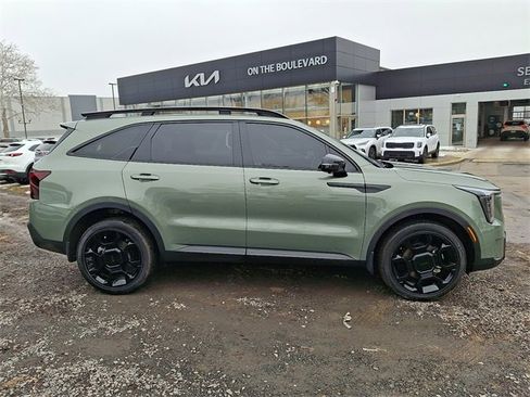 Certified 2025 Kia Sorento SX image 7