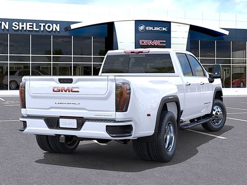 New 2026 GMC Sierra 3500 Denali w/ Technology Package AWD/4WD image 4